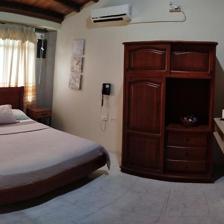 Hotel Casa Aragon Картаґо Екстер'єр фото