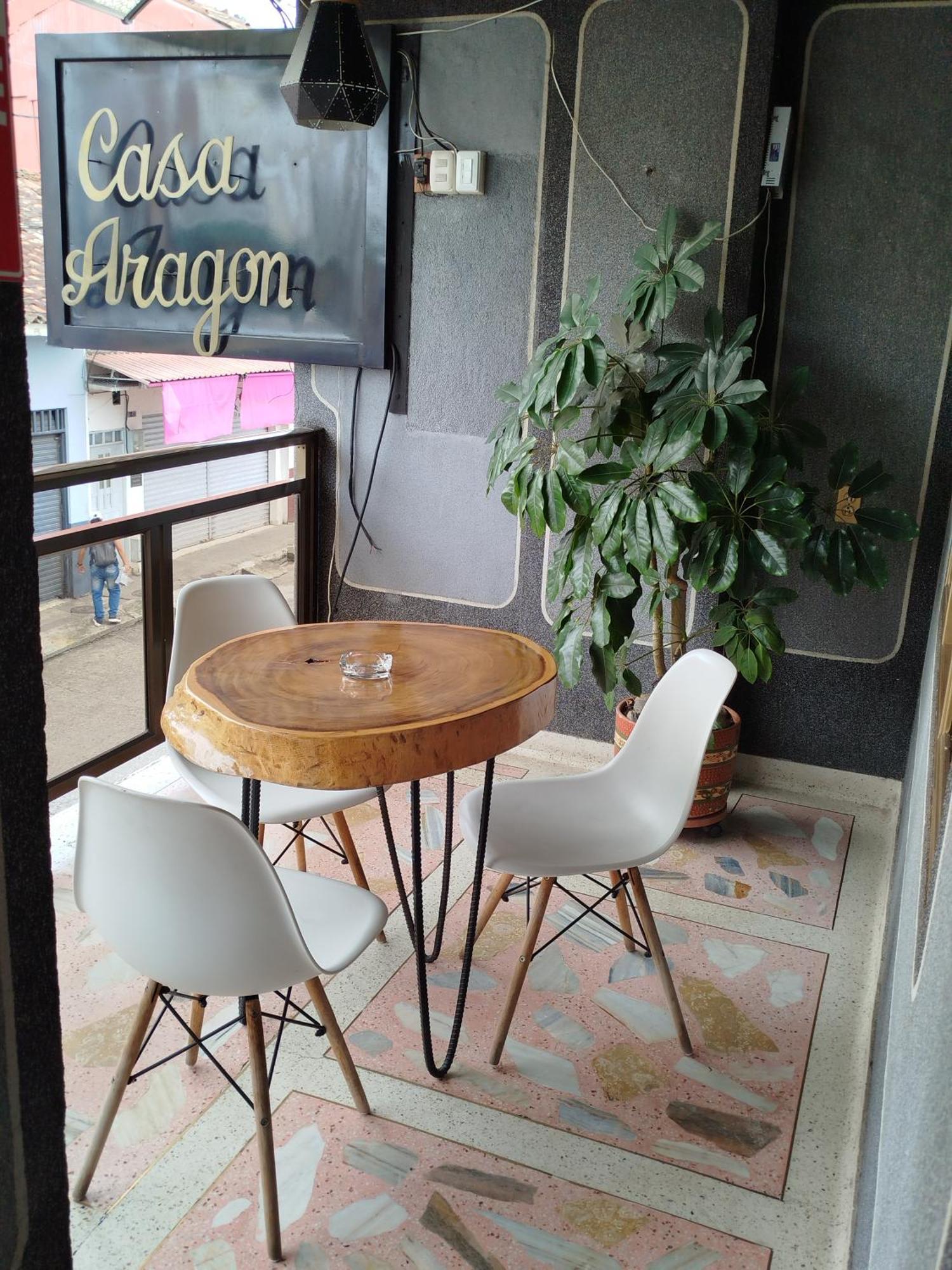 Hotel Casa Aragon Картаґо Екстер'єр фото
