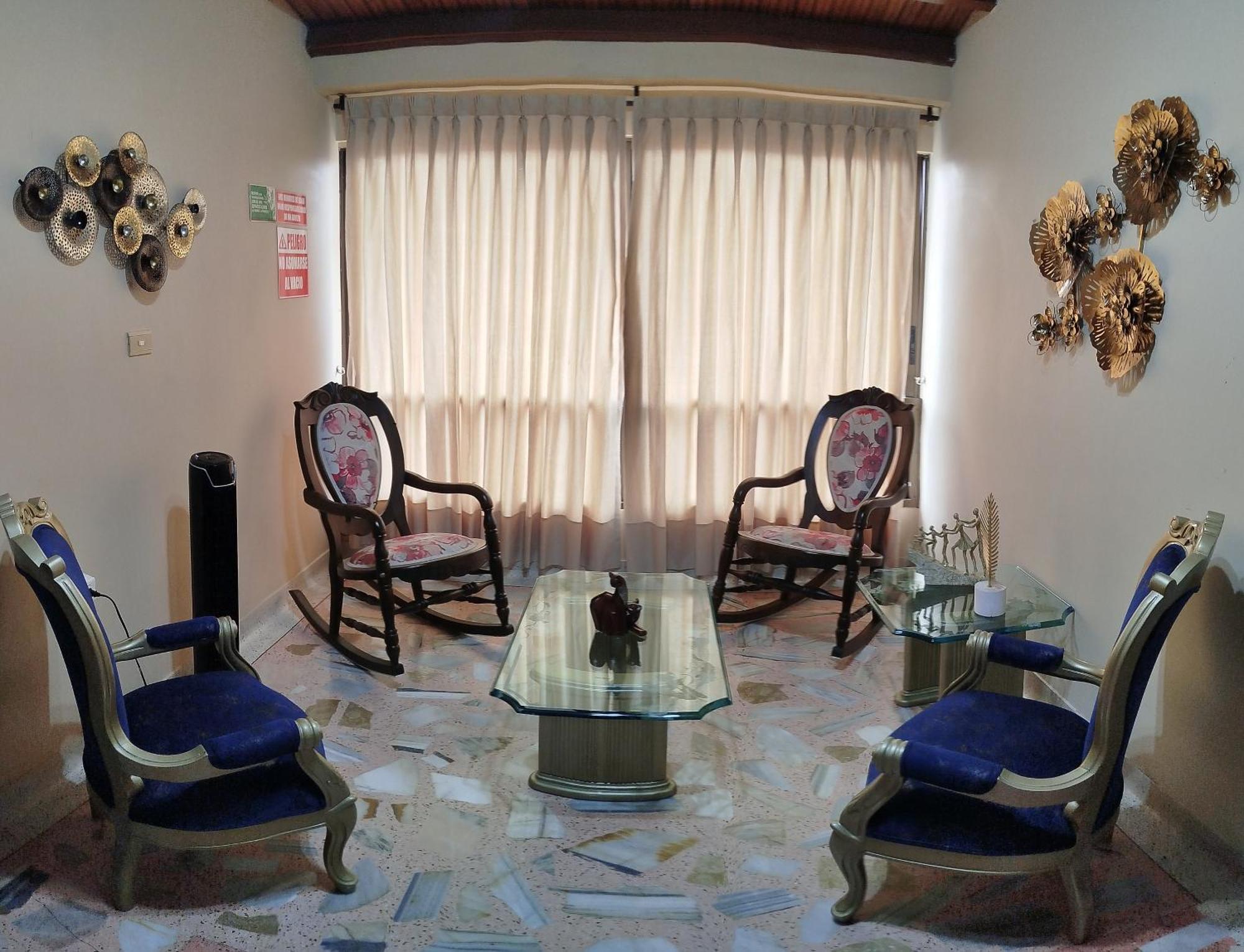 Hotel Casa Aragon Картаґо Екстер'єр фото