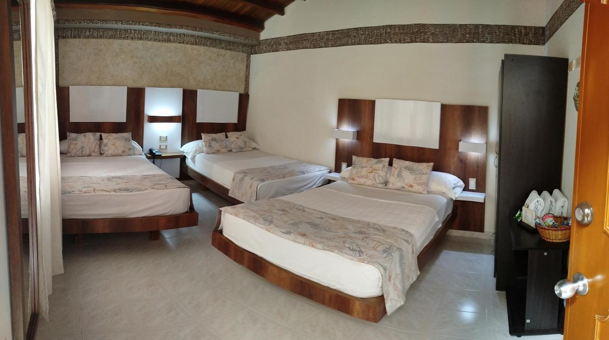 Hotel Casa Aragon Картаґо Екстер'єр фото